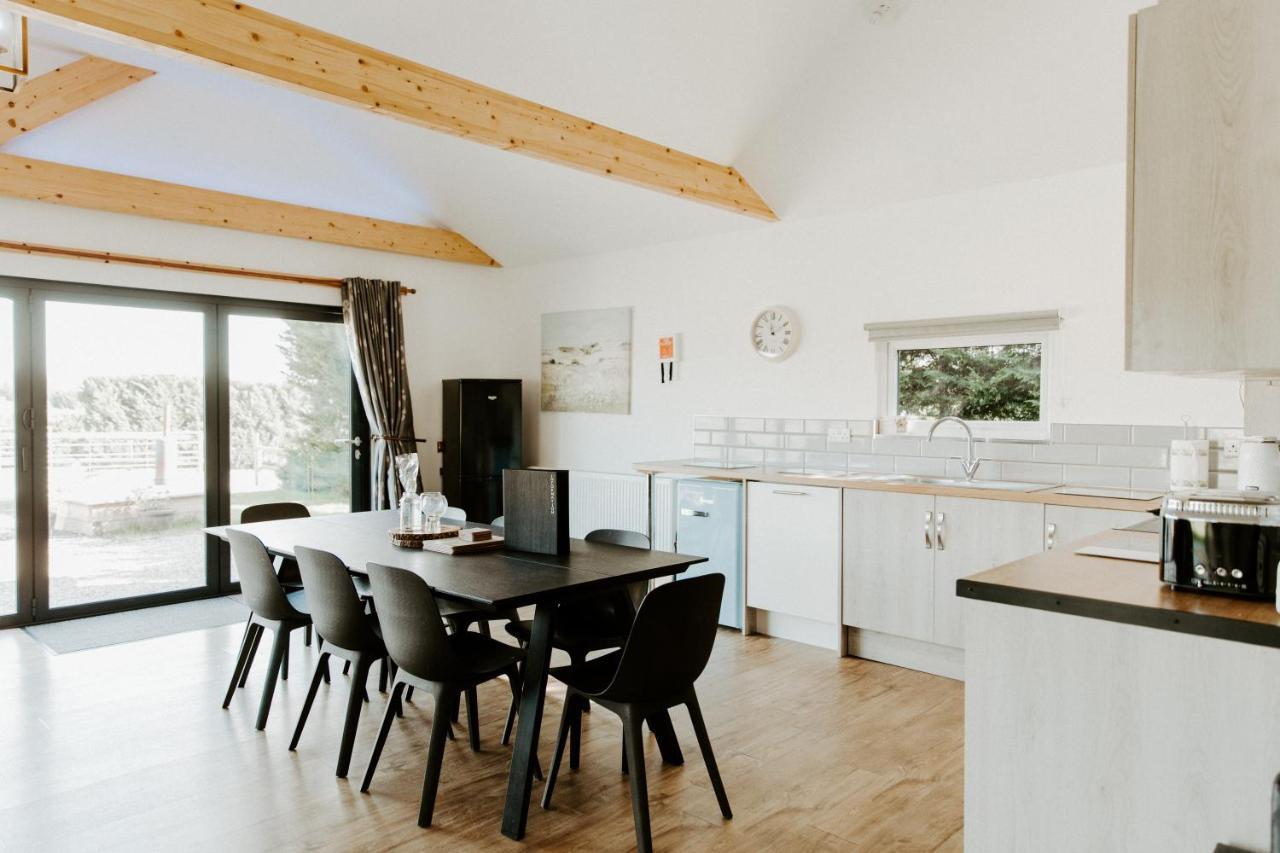 King Richard'S Luxury Lodge - Sleeps Up To 8 ,Dog Friendly ,Near Sherwood Forest At Fairview Farm In Nottingham Set In 88 Acres And Great For Groups,Family Gatherings,Corporate Events Kültér fotó