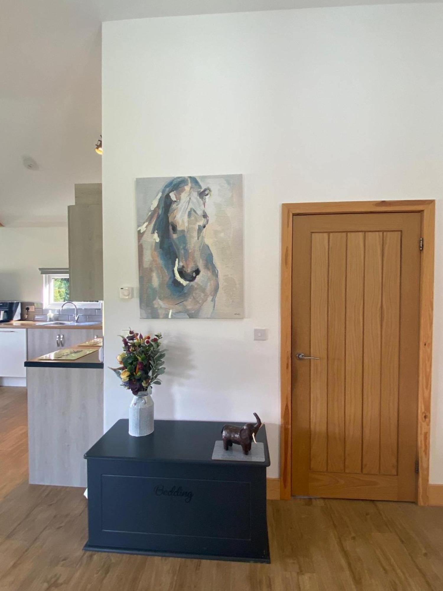King Richard'S Luxury Lodge - Sleeps Up To 8 ,Dog Friendly ,Near Sherwood Forest At Fairview Farm In Nottingham Set In 88 Acres And Great For Groups,Family Gatherings,Corporate Events Kültér fotó